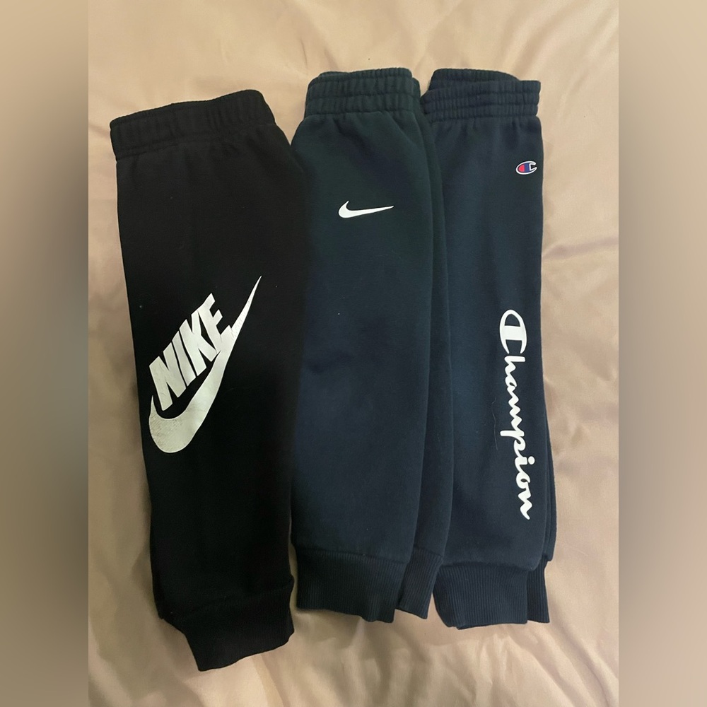 3T Boys - sweatpants 
2 Nike, 1 Champion 
Dark blue & black 
All 3 for $15